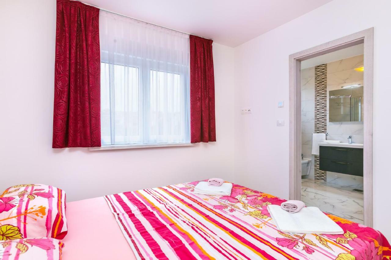 Hotel Dragan K2 à Medulin Extérieur photo